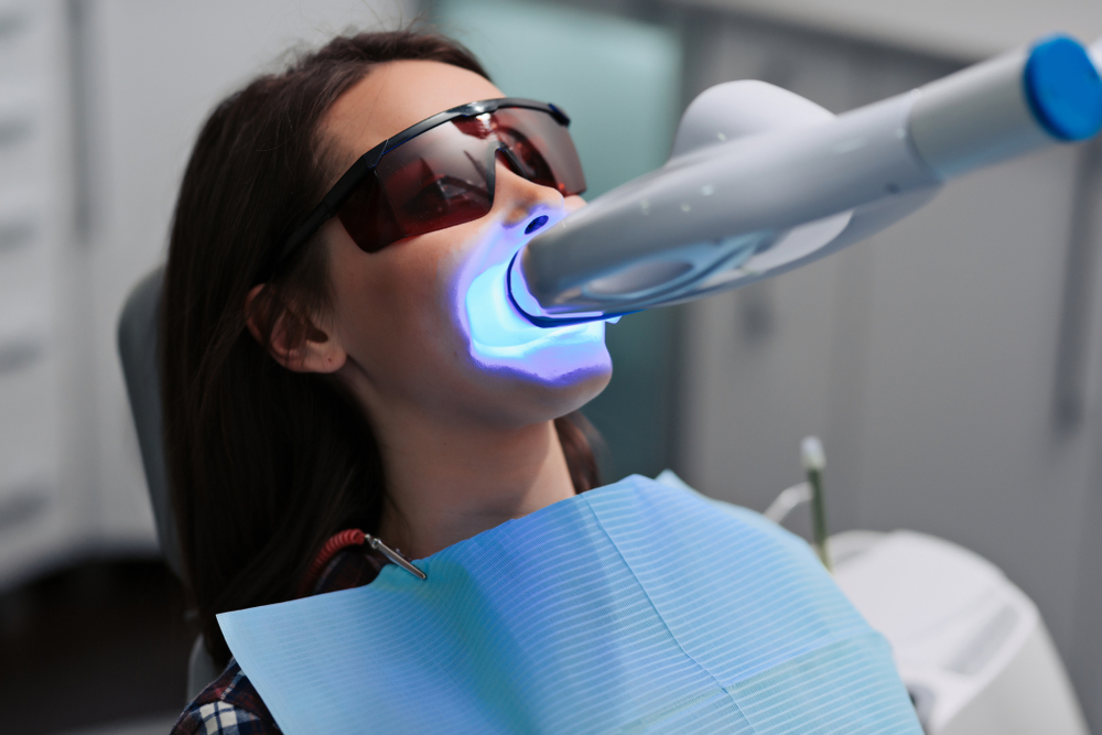 Pros and Cons of Laser Teeth Whitening ArticleCube